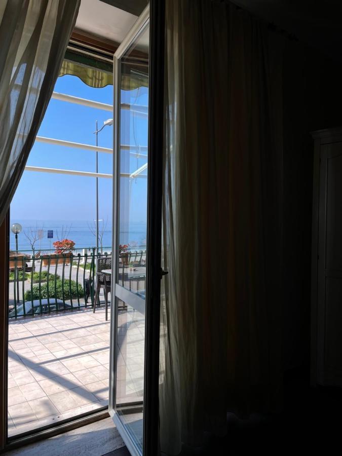 B&B Salerno In Eksteriør bilde
